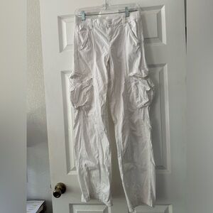 White Divided H&M linen pants with cargo pockets size 2